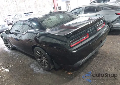 2016 Dodge Challenger Srt 392 from USA, damaged, VIN 2C3CDZDJXGH284580